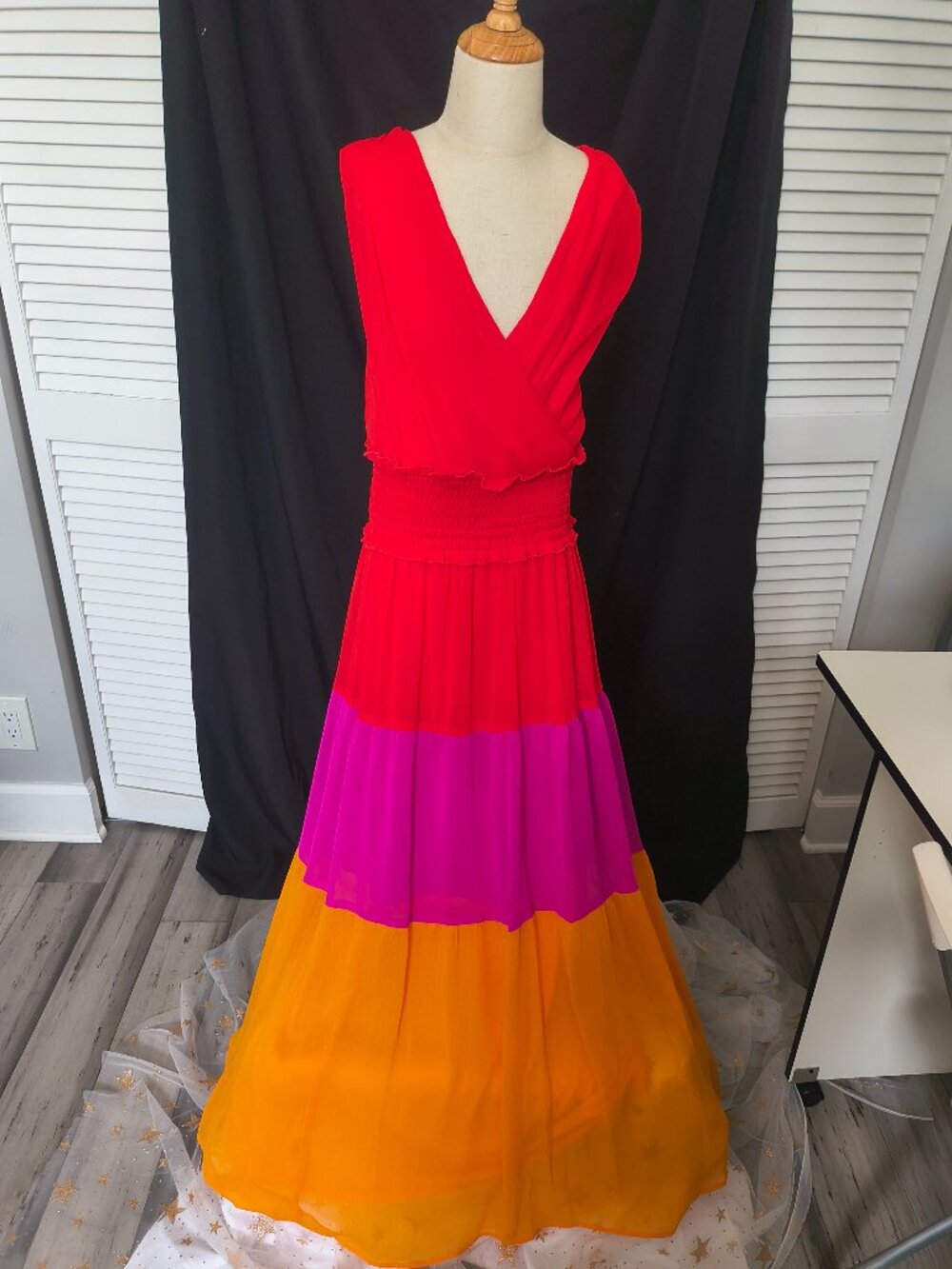 KARL LAGERFELD Paris Sunset Colorblock Tiered Maxi Dress - Size 10